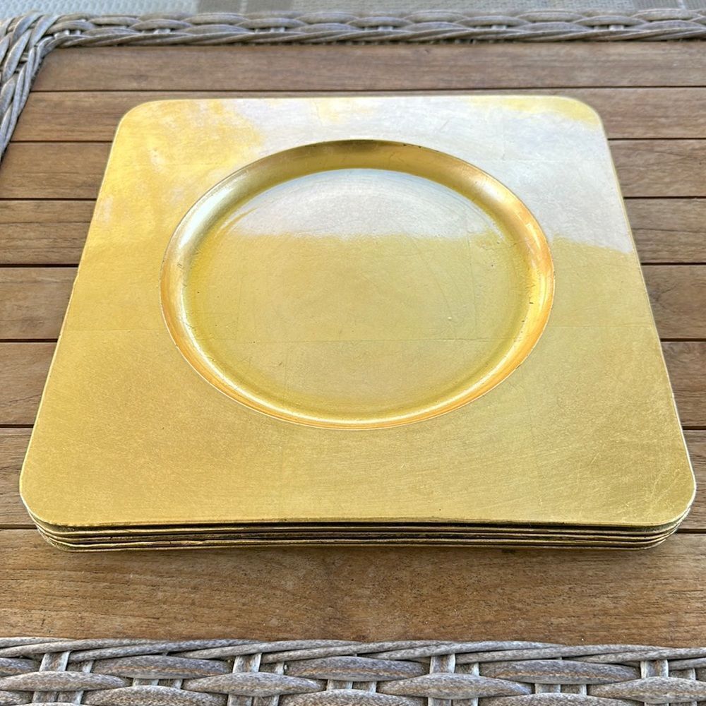 Pier 1 Gold Square Plastic Chargers (5)